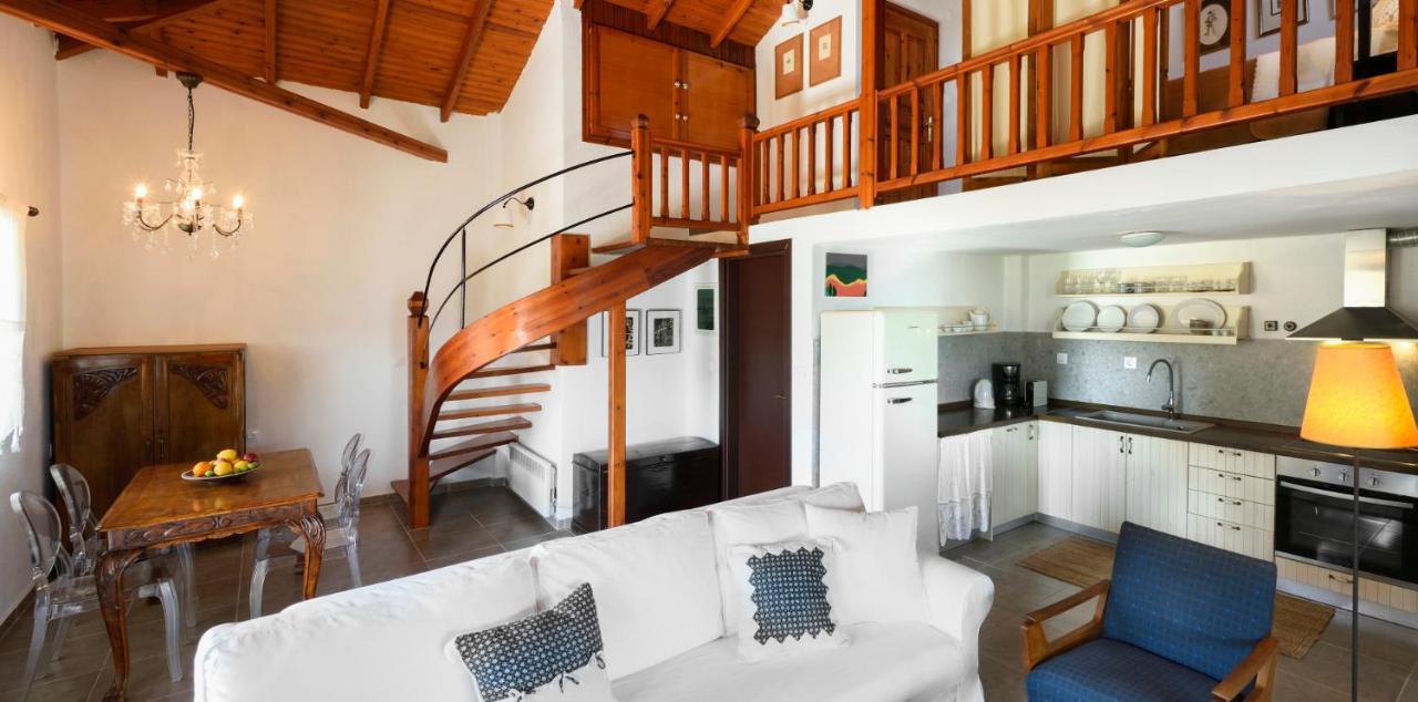 4Elies Apartments Vourvourou Bagian luar foto