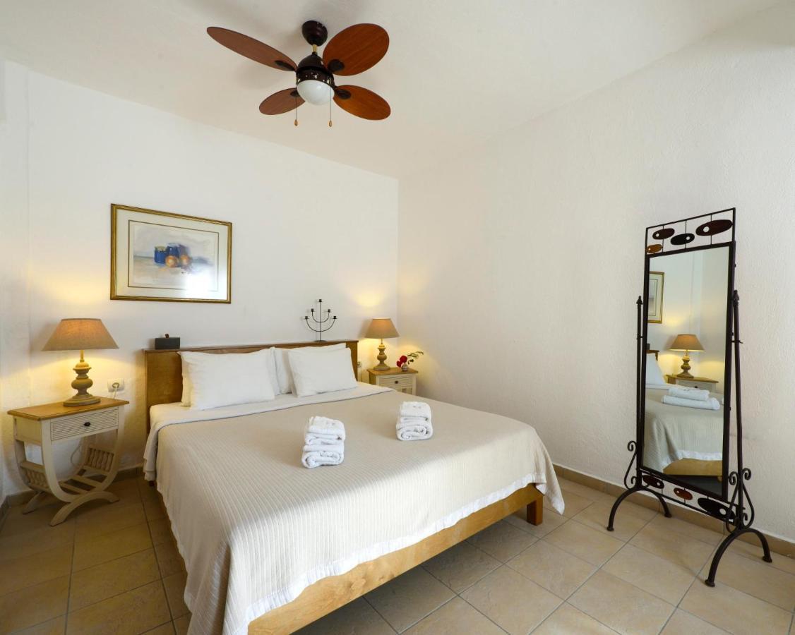 4Elies Apartments Vourvourou Bagian luar foto