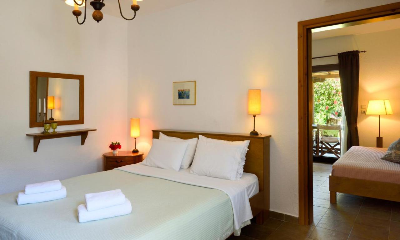 4Elies Apartments Vourvourou Bagian luar foto