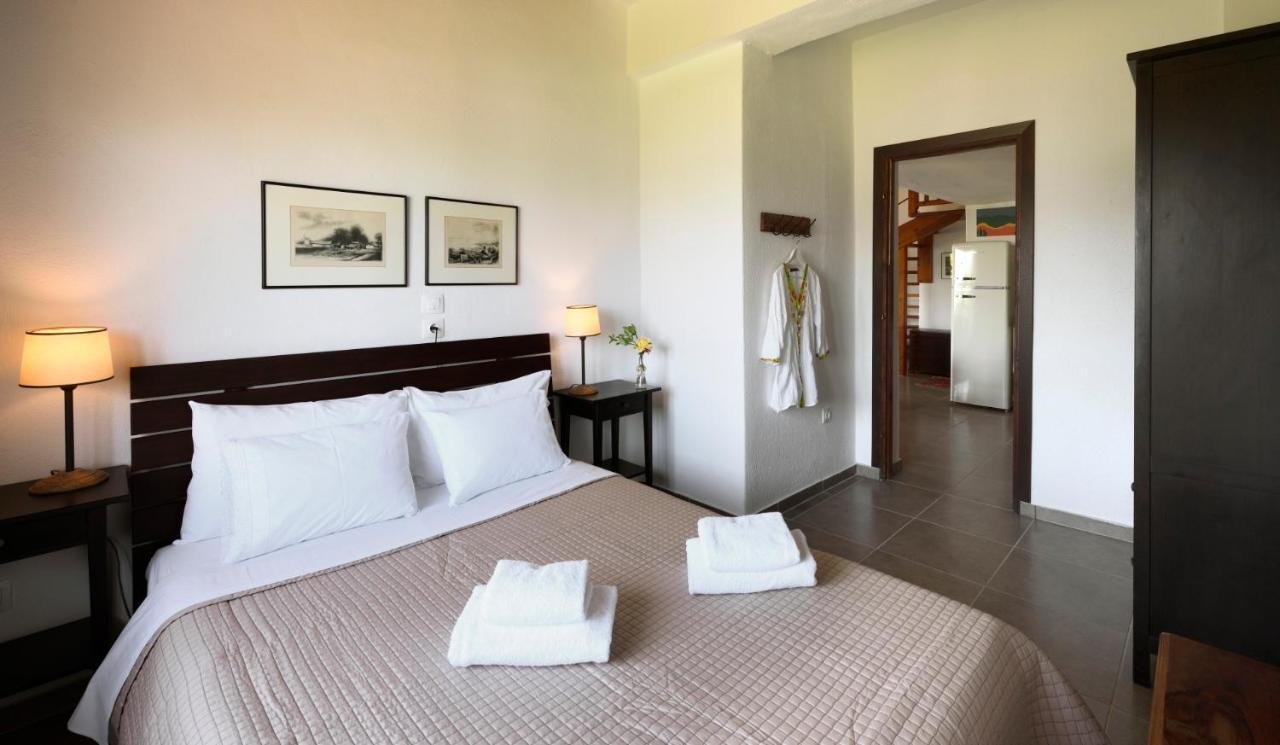 4Elies Apartments Vourvourou Bagian luar foto